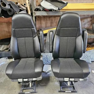 Freightliner Cascadia seats