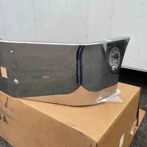 16” 386 peterbilt new bumper with bkts in the box