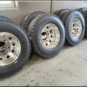 Kenworth style rims and MICHELIN tires